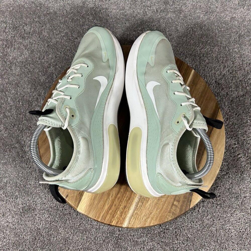 Nike Air Max Dia CI3898-300 Women’s Sz 9 Green White Athletic Running Shoes Used - Picture 7 of 11